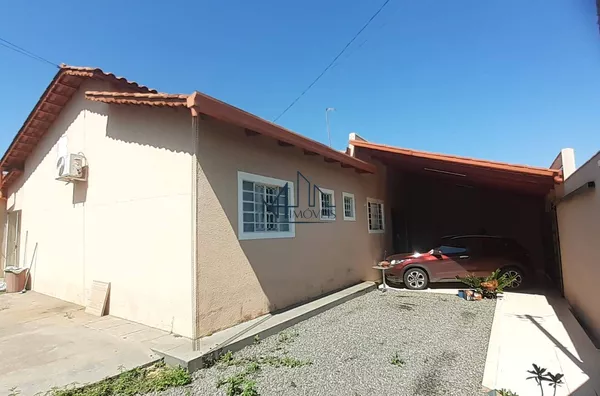 Casa 3 Quartos - Setor Araguaia - Aparecida de Goiânia - GO - Foto 2