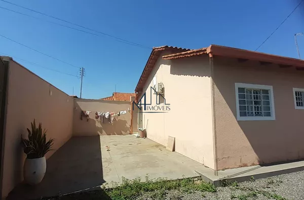 Casa 3 Quartos - Setor Araguaia - Aparecida de Goiânia - GO - Foto 3