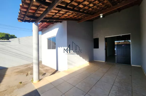 Casa 03 Quartos com Quintal Amplo  - Serra Dourada III - Aparecida de Goiânia - GO