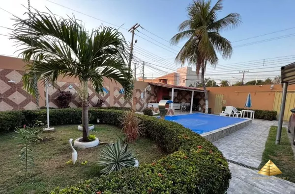 Sobrado de esquina para venda,  Cidade Alta, Cuiabá