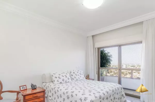 Apartamento para venda, no Edf. Fontana Di Trevi, 4 suítes,  Quilombo, Cuiabá