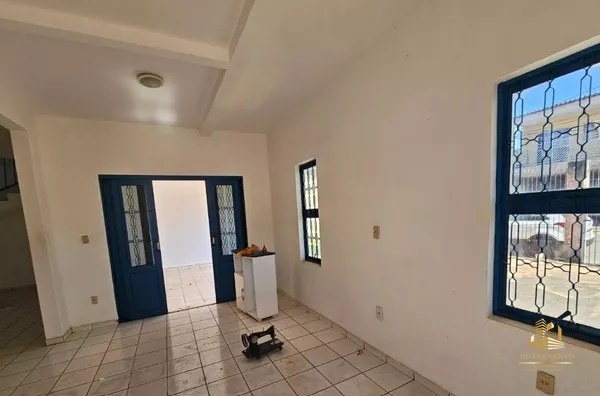 Sobrado para venda, 5 quarto(s),  Jardim Cuiaba, Cuiabá - Foto 2