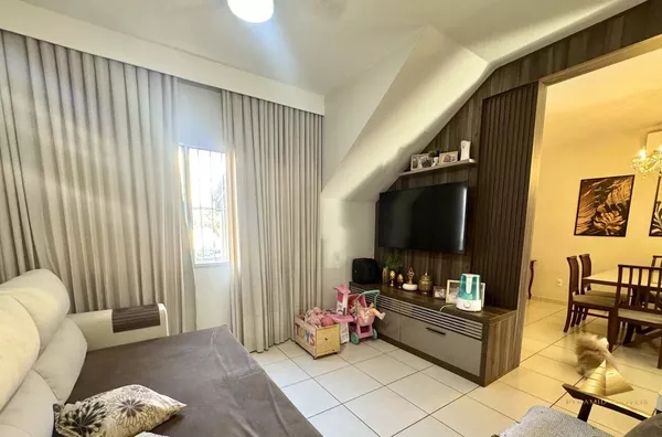 Sobrado em condomínio fechado para venda, 3 quartos sendo uma suíte,  Novo Paraíso, Cuiabá