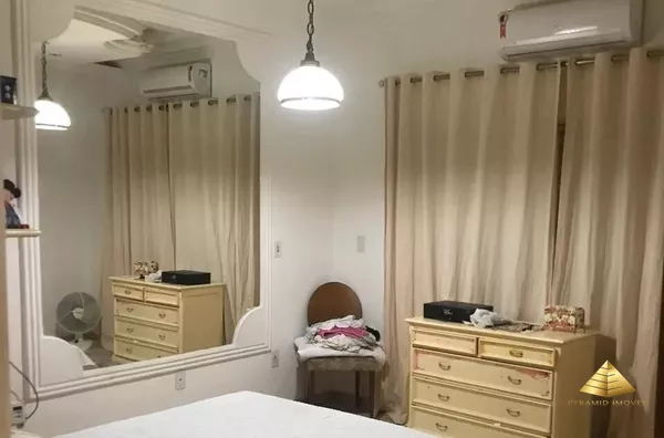 Casa para venda, 4 quarto(s),  Jardim Italia, Cuiabá