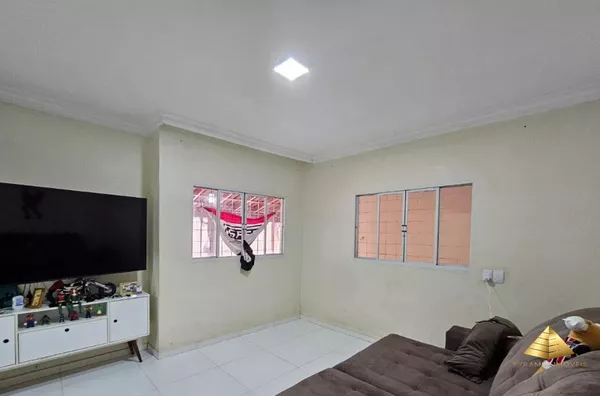 Casa para venda, 4 quarto(s),  Recanto Dos Pássaros, Cuiabá