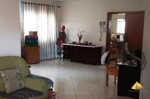 Sobrado para venda, 4 quartos sendo uma suíte,  Centro-sul, Várzea Grande