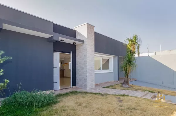 Casa Reformada no Boa Esperança com Piscina: 3 Quarto(s), sendo 1 Suíte, sala 2 Ambientes, próximo da UFMT, Boa Esperança, Cuiabá. - Foto 1