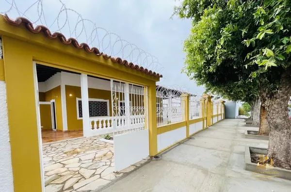 Casa Comercial com 2 terrenos para venda ou locação,  Boa Esperança, Cuiabá - Foto 1