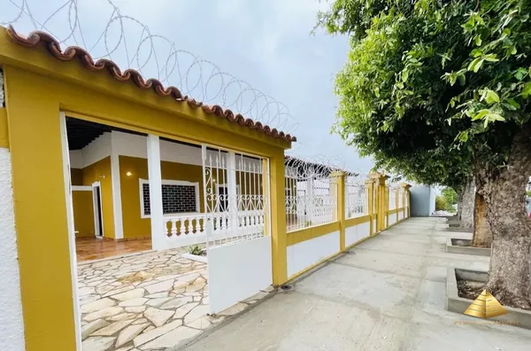 Casa Comercial com 2 terrenos para venda ou locação,  Boa Esperança, Cuiabá