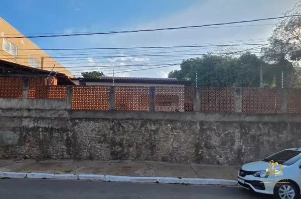 Casa Residencial e Comercial à Venda no Bairro  Araés, Cuiabá - Fica a 300metros da Av. Mato Grosso - Foto 2