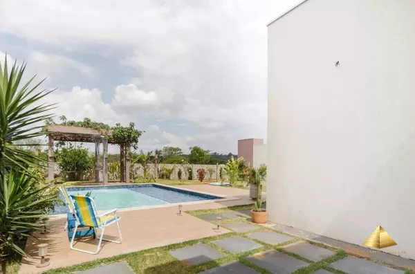 Casa Aconchegante em Chapada dos Guimarães: Casa Térrea no condomínio VILLA GRAMADO, com 3 Quarto(s) sendo 1 suíte, no Bairro Santa Cruz, Chapada Dos Guimarães.