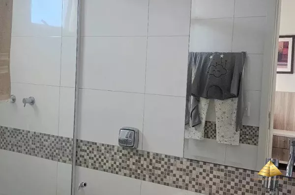 Sobrado em condomínio fechado para venda 4 suites (s),  Jardim Itália, Cuiabá