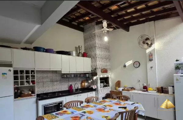 Sobrado para venda, 3 quarto(s),  Barra Do Pari, Cuiabá