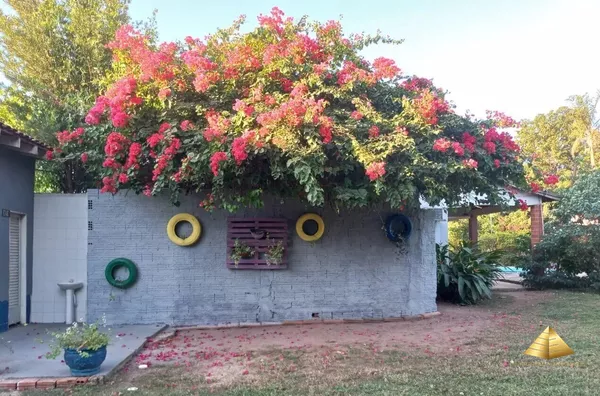 Sobrado Exclusivo com amplo espaço para festas, 6 quartos, terreno 1970 m², Jardim Costa Verde, Varzea Grande