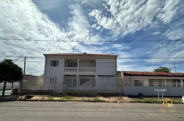 Sobrado para venda, 4 quarto(s),  Morada Da Serra, Cuiabá