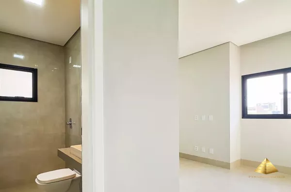 Sobrado à Venda Recém Contruído, com 3 QUARTO(s) sendo 1 SUÍTE, com COZINHA GOURMET e vista para PISCINA, no Condomínio BRISAS, ao lado do Brasil Beach, Cuiabá.