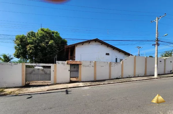 Ponto comercial de esquina no Jardim Califórnia