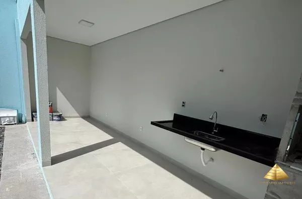 Casa térrea para venda, 3 quartos sendo uma suíte,  Santa Cruz, Cuiabá