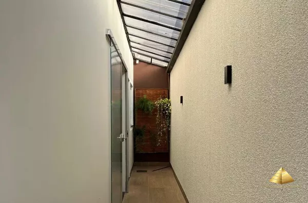 SUA CASA DOS SONHOS ESTA AQUI PARA VENDA POR APENAS R$1.649.999,00 LOCALIZADA EM PRIMAVERA DO LESTE