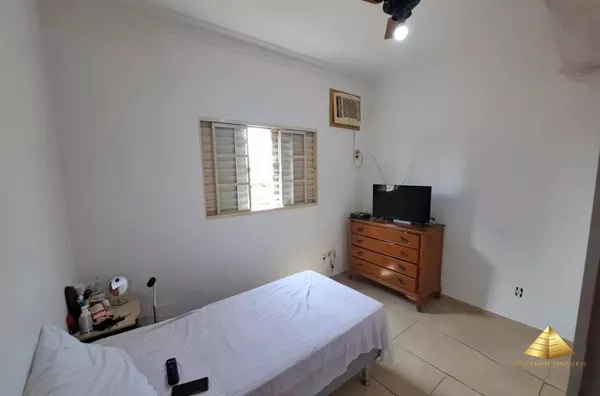 Casa para venda, 3 quarto(s),  Cidade Alta, Cuiabá