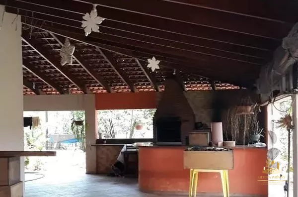 Sobrado para venda, 4 quartos sendo uma suíte,  Centro-sul, Várzea Grande - Foto 5