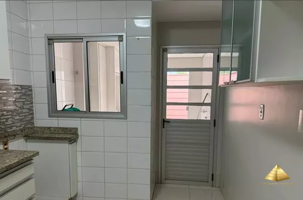 Sobrado para venda, 3 quarto(s),  Alvorada, Cuiabá