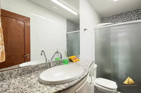 Casa Térrea Comercial/Residencial com Energia Solar e 4 Quartos em Localização Nobre - Próximo à UFMT - Cuiabá/MT