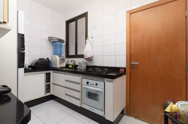 Apartamento para venda, com 3 quartos sendo uma suíte, sancada com Churrasqueira, no Edifício ROSA D'AS AMÉRICAS, próximo ao SHOPPING 3 AMÉRICAS, no Bairro Jardim Das Américas, Cuiabá