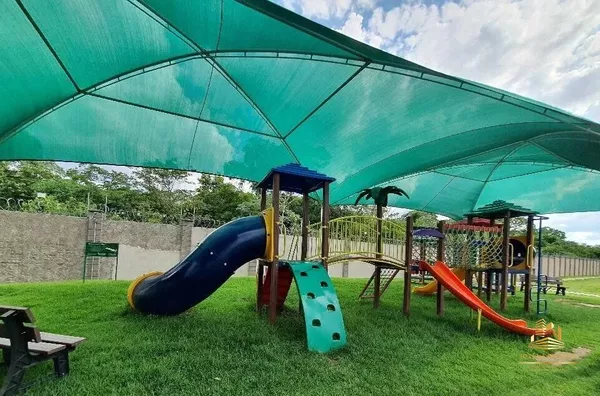 Casa Sofisticada de 4 Suítes no Condomínio Florais dos Lagos, Cuiabá - Foto 4