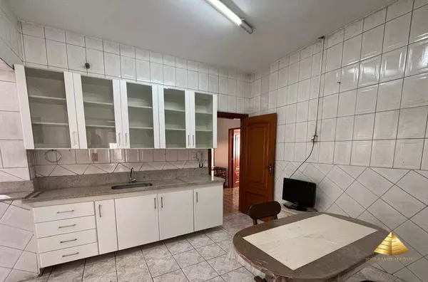 Casa para venda, 3 quarto(s),  Bandeirantes, Cuiabá