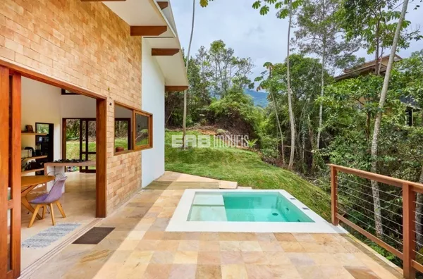 Casa à venda com 3 dormitórios, na praia do Prumirim