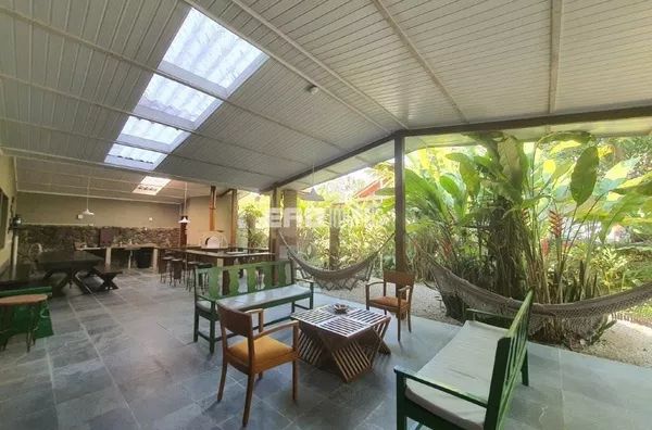 Casa com 5 quartos para alugar em Itamambuca - Foto 1