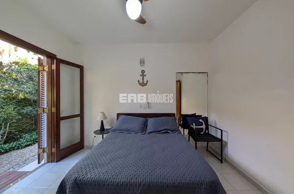 Quarto 2 (suíte)