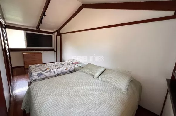 Quarto 2 (suíte)