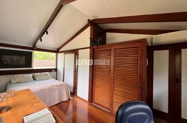Quarto 4 (suíte)