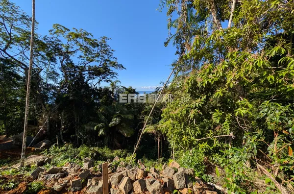 Terreno de 600m² em região privilegiada na praia do Félix