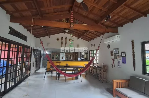 Casa à venda com 4 dormitórios na praia de Itamambuca - Foto 1