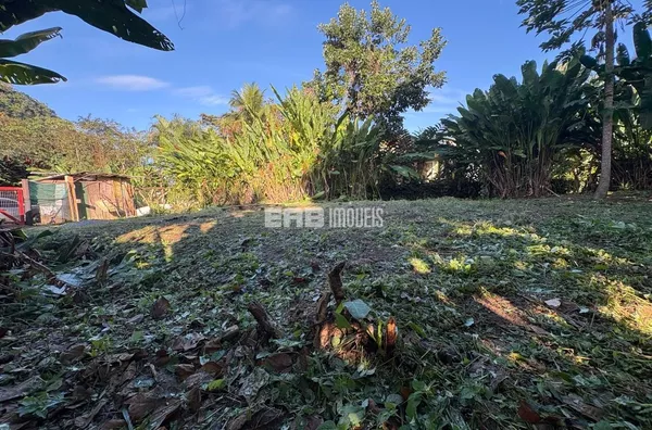 Terreno lado par, a 60m do mar, na praia de Itamambuca