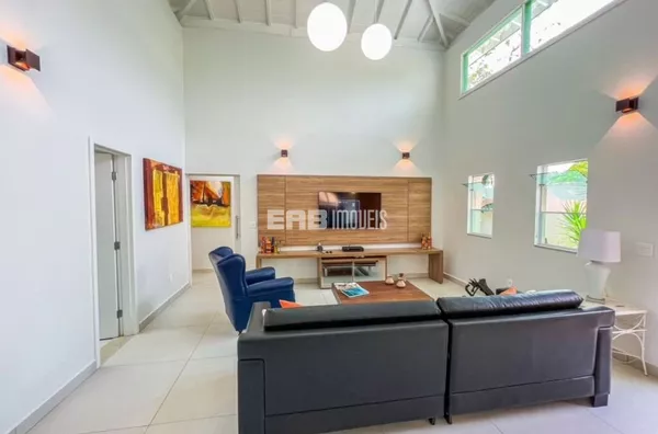 Casa com 3 dormitórios à venda na praia do Indaiá, em Bertioga