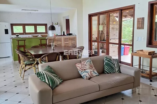 Casa à venda com 4 suítes e a 50m do mar em Itamambuca, Ubatuba - Foto 3