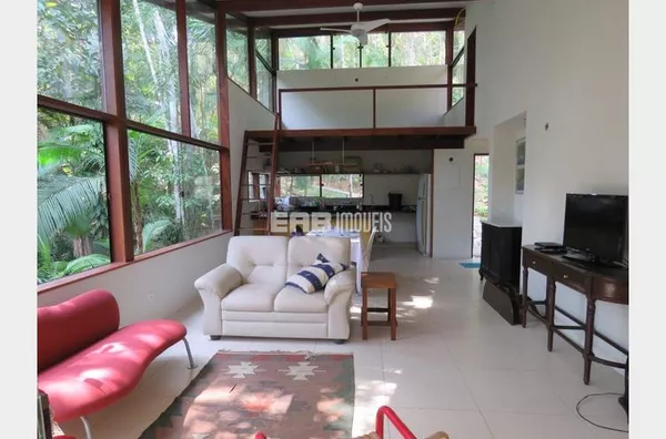 Casa para locação de temporada na Praia do Prumirim, Ubatuba