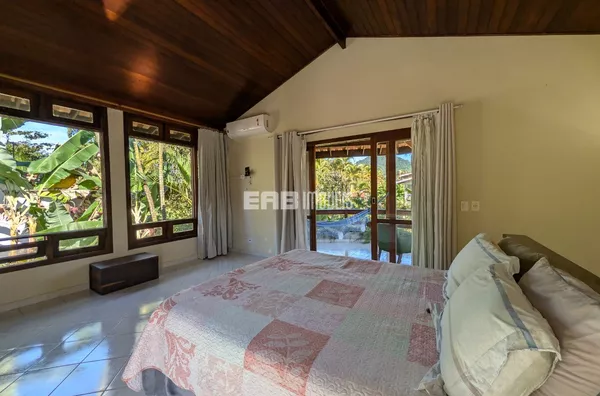 Quarto 4 (suíte)