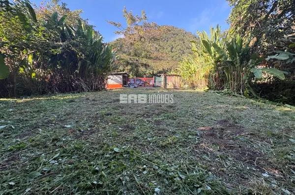 Terreno lado par, a 60m do mar, na praia de Itamambuca