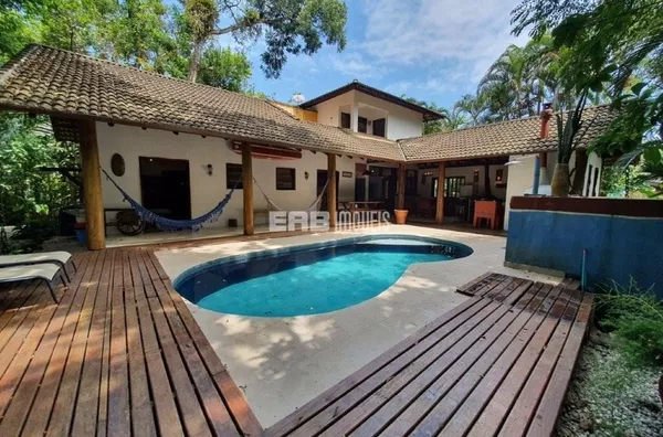Casa com 3 dormitórios e piscina à venda em Itamambuca - Foto 2