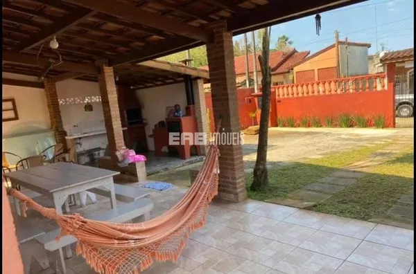 Casa com 5 dormitórios na praia do Lázaro, Ubatuba