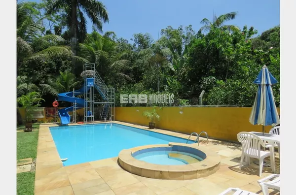 Casa à venda na praia de Itamambuca, com piscina e toboágua - Foto 3