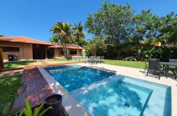 Casa com 4 dormitórios, 2 terrenos e piscina à venda em Itamambuca - Foto 1