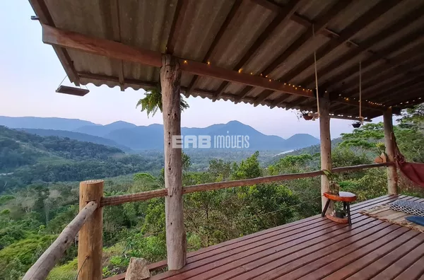 Chalé à venda no Alto de Itamambuca - Foto 1