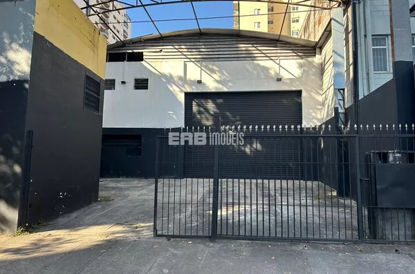 Oportunida! Galpão à venda na Lapa, São Paulo - Foto 1