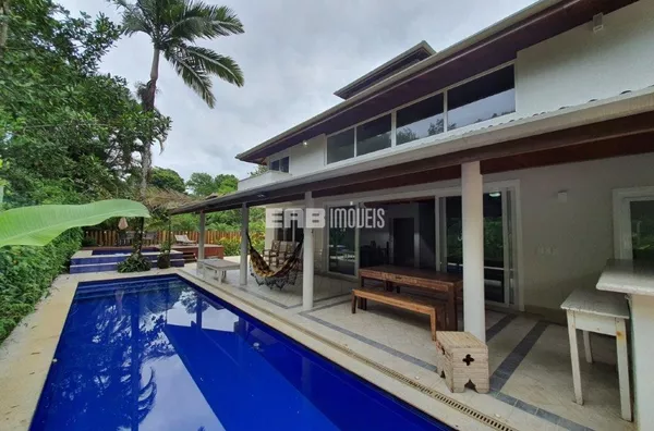 Linda casa com piscina e espaço gourmet à venda em Itamambuca - Foto 2